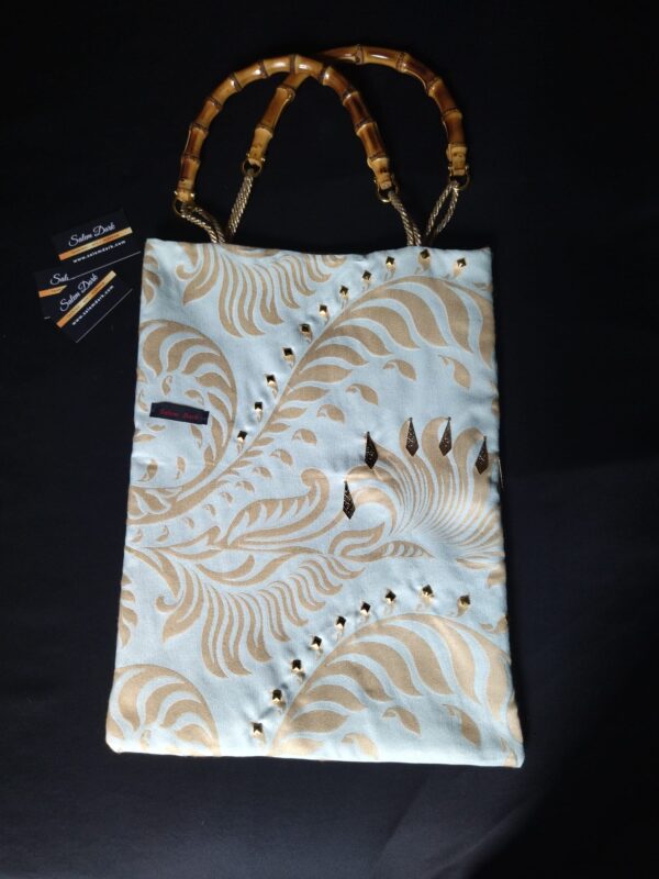 Maxi bag con manici in bambù